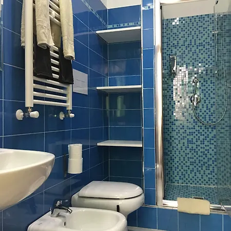 Floor Rentrooms Vendégház Nápoly