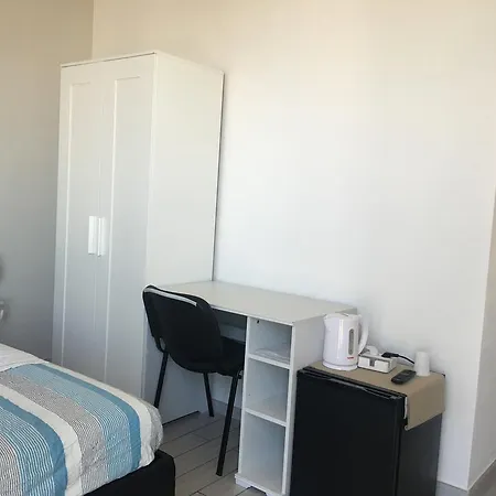 Floor Rentrooms