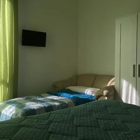 Guest house Floor Rentrooms