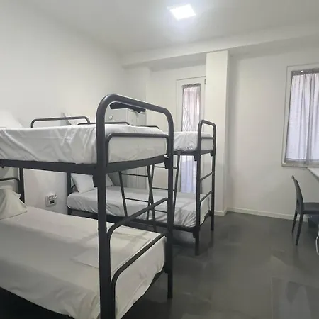 Floor Rentrooms 3*