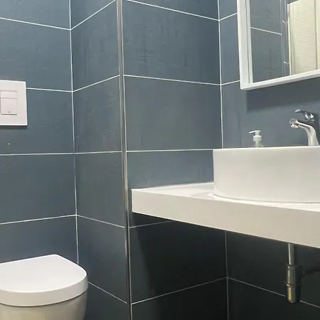 Floor Rentrooms