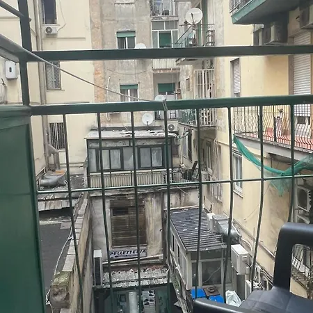 탑 플로어