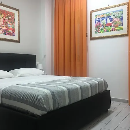 Guest house Floor Rentrooms