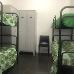 Πανσιόν Floor Rentrooms 3*