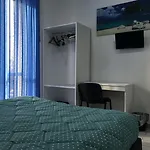 Floor Rentrooms Νάπολη