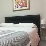 Floor Rentrooms Νάπολη