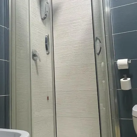 Floor Rentrooms Nápoles